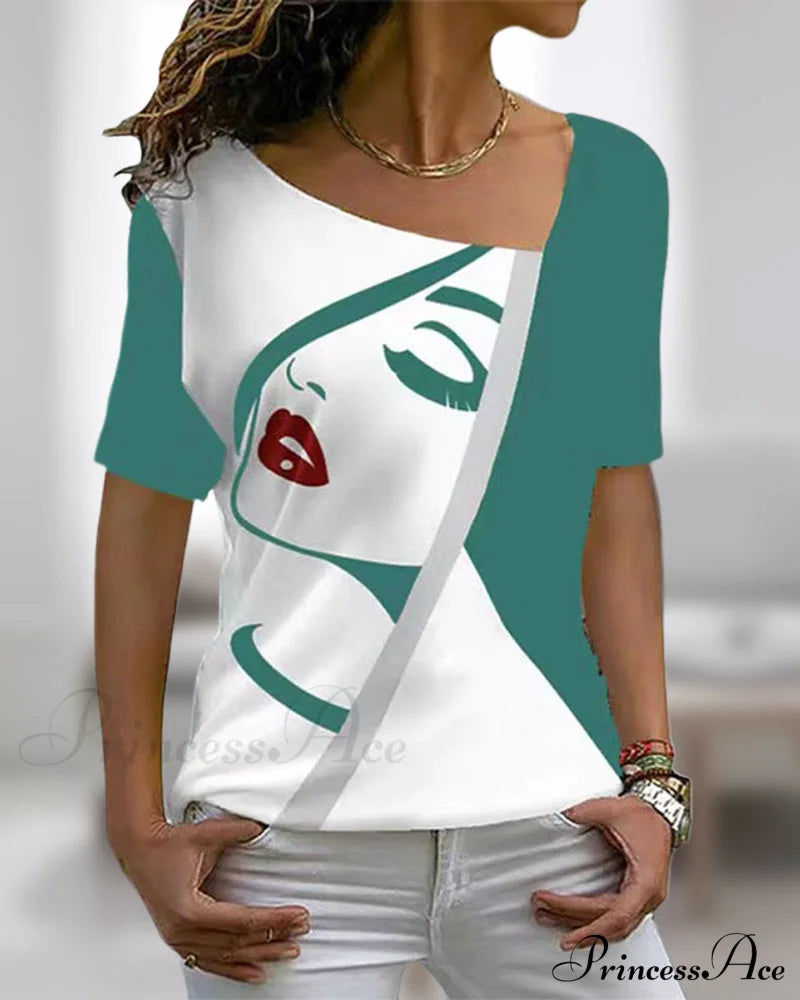 print V-neck face tee
